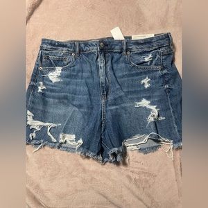 NWT American Eagle Mom Shorts